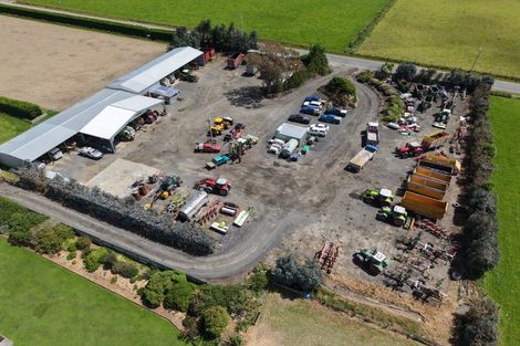 Photo of property in 185 Centre Road, Momona, Outram, 9073