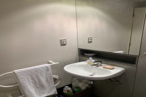 Photo of property in Gerondis Bldg Apartments, 211/60 Willis Street, Wellington Central, Wellington, 6011