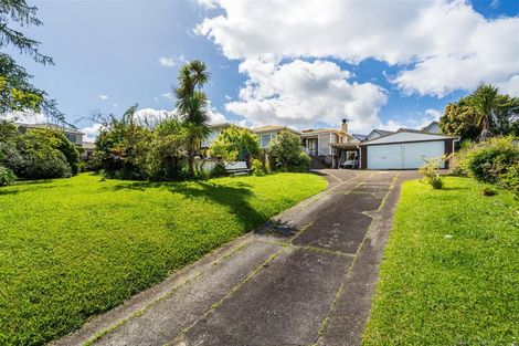 Photo of property in 3 Lavelle Road, Henderson, Auckland, 0612