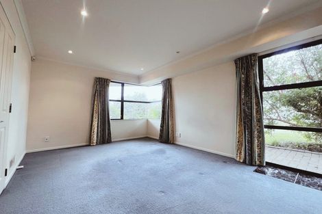 Photo of property in 24 Pendennis Point, Camborne, Porirua, 5026