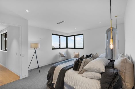 Photo of property in 5 Loader Lane, Clifton, Christchurch, 8081