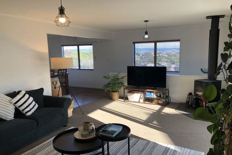 Photo of property in 18 Pelorus Street, Welcome Bay, Tauranga, 3112