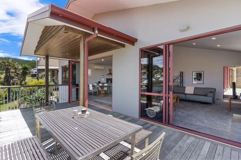 Photo of property in 208 Russell Bruce Place, Onemana, Whangamata, 3691