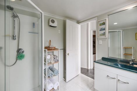 Photo of property in 127 Okere Road, Okere Falls, Rotorua, 3074