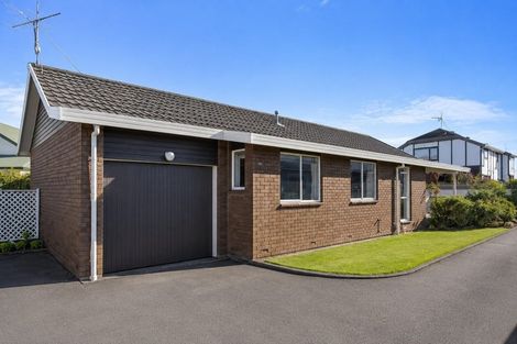 Photo of property in 90a Epuni Street, Epuni, Lower Hutt, 5011