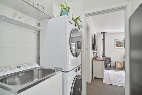 Photo of property in 209 Tudor Avenue, Mayfair, Hastings, 4122