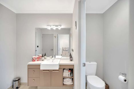 Photo of property in 12 Omana Avenue, Shelly Beach, Helensville, 0874