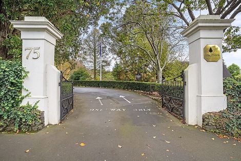 Photo of property in The Pines Apartments, 75 Owens Road, Epsom, Auckland, 1023