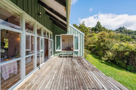 Photo of property in 1289 Ngunguru Road, Kiripaka, Whangarei, 0173