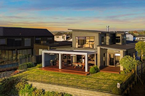 Photo of property in 67 Milano Boulevard, Karaka, Papakura, 2113