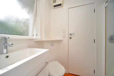 Photo of property in 11 Judges Bay Road, Parnell, Auckland, 1052