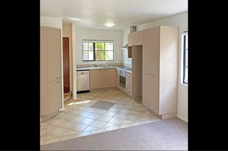 Photo of property in 8/41 The Avenue, Albany, Auckland, 0632