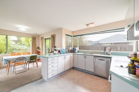 Photo of property in 12a Shaftesbury Street, Avonhead, Christchurch, 8042