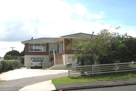Photo of property in 86 Royal View Road, Te Atatu South, Auckland, 0610