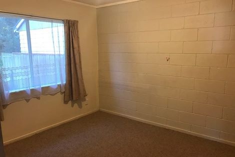 Photo of property in 5 Magnolia Grove, Maungaraki, Lower Hutt, 5010