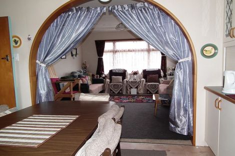 Photo of property in 11 Sandringham Street, Oamaru North, Oamaru, 9400