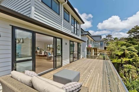 Photo of property in 30 Para Close, Fairview Heights, Auckland, 0632