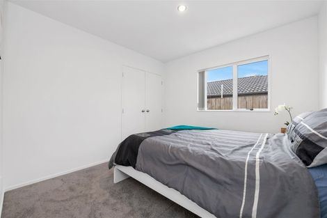 Photo of property in 16 John Broad Place, Flat Bush, Auckland, 2019