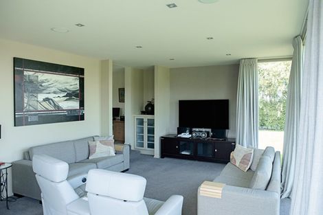 Photo of property in 141 Awamoa Road, Holmes Hill, Oamaru, 9401