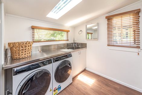 Photo of property in 24 Brassey Road, Saint Johns Hill, Whanganui, 4500