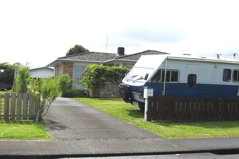 Photo of property in 18 Royal Arch Place, Rosehill, Papakura, 2113