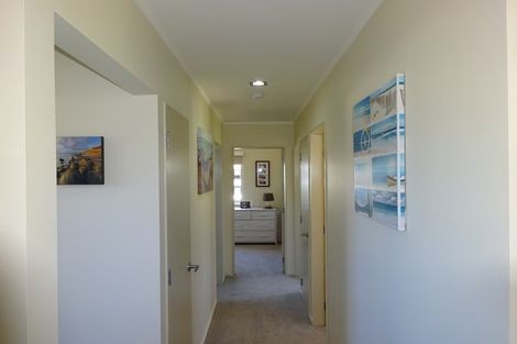 Photo of property in 11 Te Awa Street, Foxton Beach, Foxton, 4815
