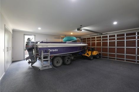 Photo of property in 1 Locheagles Rise, Kinloch, Taupo, 3377