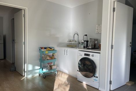 Photo of property in 18a Hazel Glen, Bayview, Auckland, 0629