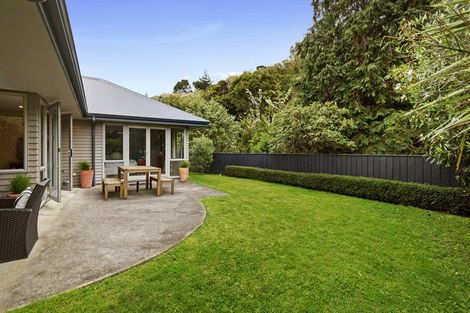 Photo of property in 6a Luckie Street, Tawa, Wellington, 5028