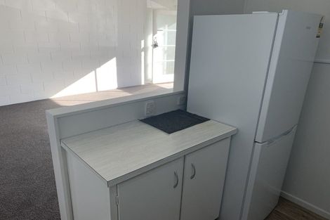 Photo of property in 2/4 Derby Street, Mount Victoria, Wellington, 6011