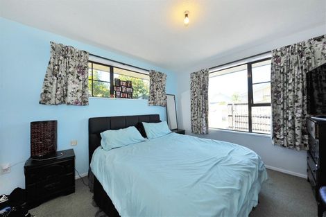 Photo of property in 2/5 Peebles Drive, Hei Hei, Christchurch, 8042
