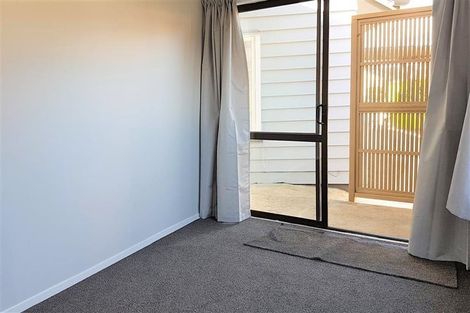 Photo of property in 6 Electra Place, Mangere, Auckland, 2022