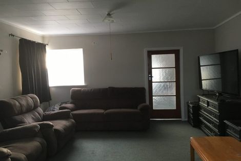 Photo of property in 72 Leslie Street, Waitara, 4320