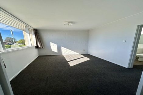 Photo of property in 267 Massey Road, Mangere East, Auckland, 2024