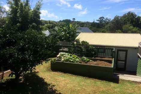 Photo of property in 35 Rangitane Loop Road, Kerikeri, 0294