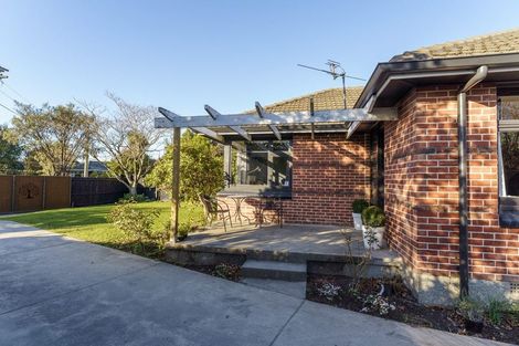 Photo of property in 12 Kyeburn Place, Avonhead, Christchurch, 8042