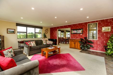 Photo of property in 210 Smart Road, Hillsborough, New Plymouth, 4372