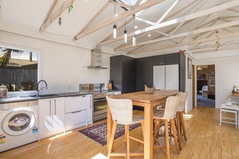 Photo of property in 47 Kon Tiki Road, Whiritoa, Whangamata, 3691