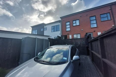 Photo of property in 47 Manarini Road, Westgate, Auckland, 0614