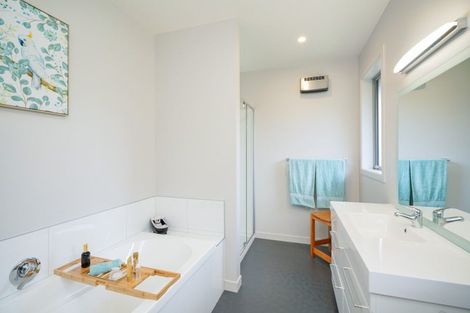 Photo of property in 25 Northside Drive, Waikiwi, Invercargill, 9810