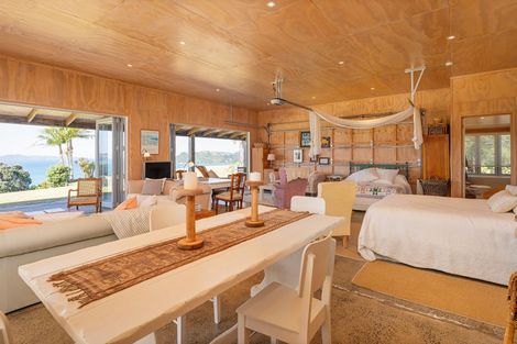 Photo of property in 899e Purangi Road, Cooks Beach, Whitianga, 3591