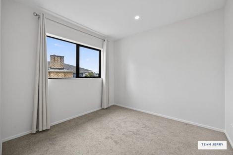 Photo of property in 15b William Avenue, Manurewa, Auckland, 2102