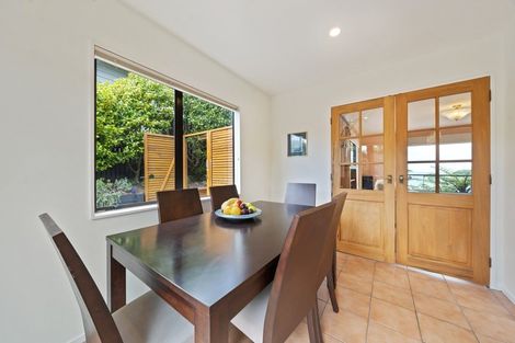 Photo of property in 56 Frobisher Street, Island Bay, Wellington, 6023