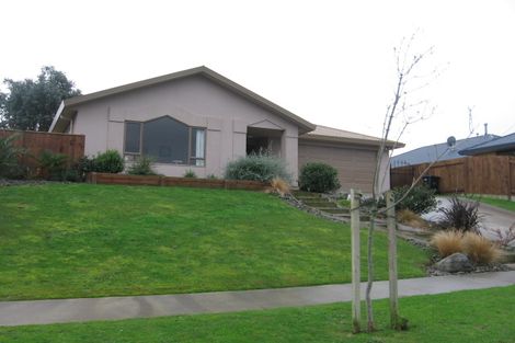 Photo of property in 86 Parnell Heights, Kelvin Grove, Palmerston North, 4414