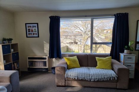 Photo of property in 73 Heta Road, Highlands Park, New Plymouth, 4312