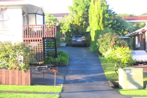 Photo of property in 1/164 Fisher Parade, Farm Cove, Auckland, 2012