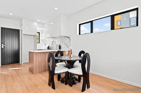 Photo of property in 3/58 Waipani Road, Te Atatu Peninsula, Auckland, 0610
