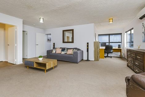 Photo of property in 23a Short Street, Papakura, 2110