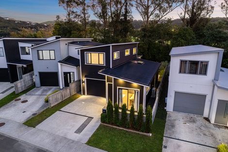 Photo of property in 3c Breakwater Way, Whitby, Porirua, 5024