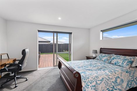 Photo of property in 73 Tiritiri Moana Drive, Pegasus, 7612
